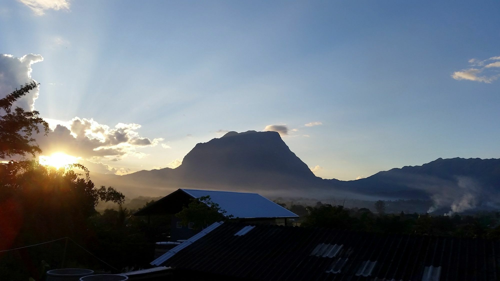 Baan Aingdoi Homestay, Chiang Dao Bagian luar foto