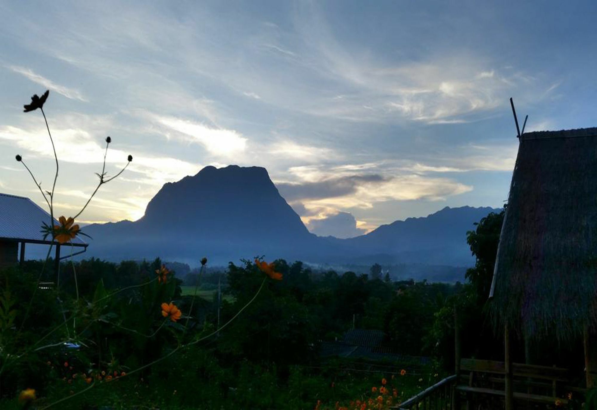 Baan Aingdoi Homestay, Chiang Dao Bagian luar foto