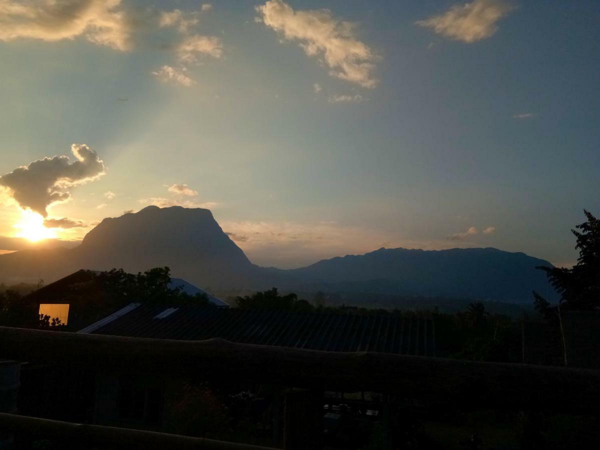 Baan Aingdoi Homestay, Chiang Dao Bagian luar foto