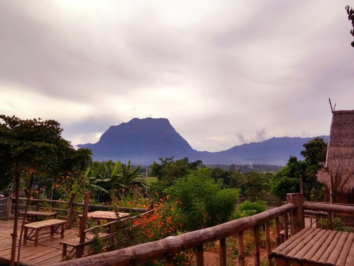 Baan Aingdoi Homestay, Chiang Dao Bagian luar foto